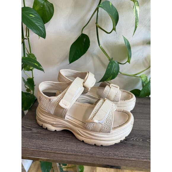Shoes - Women’s size 8/9 white Velcro sandals